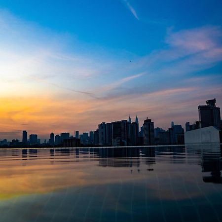 Infinite Pool! Room In Kuala Lumpur Exterior photo